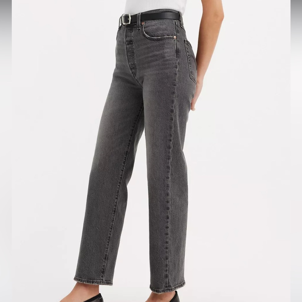 Levi’s Ribcage Jeans